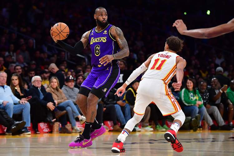 nba詹姆斯記錄_詹姆斯總決賽場(chǎng)均三雙_詹姆斯NBA歷史記錄