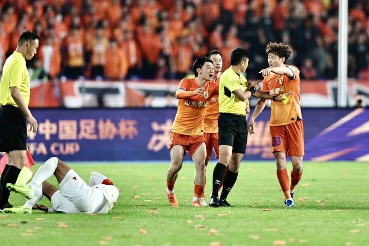 亞冠 中超球隊_ 中超球隊亞冠挑戰 _2023-24賽季亞冠聯(lián)賽 中超球隊首戰 