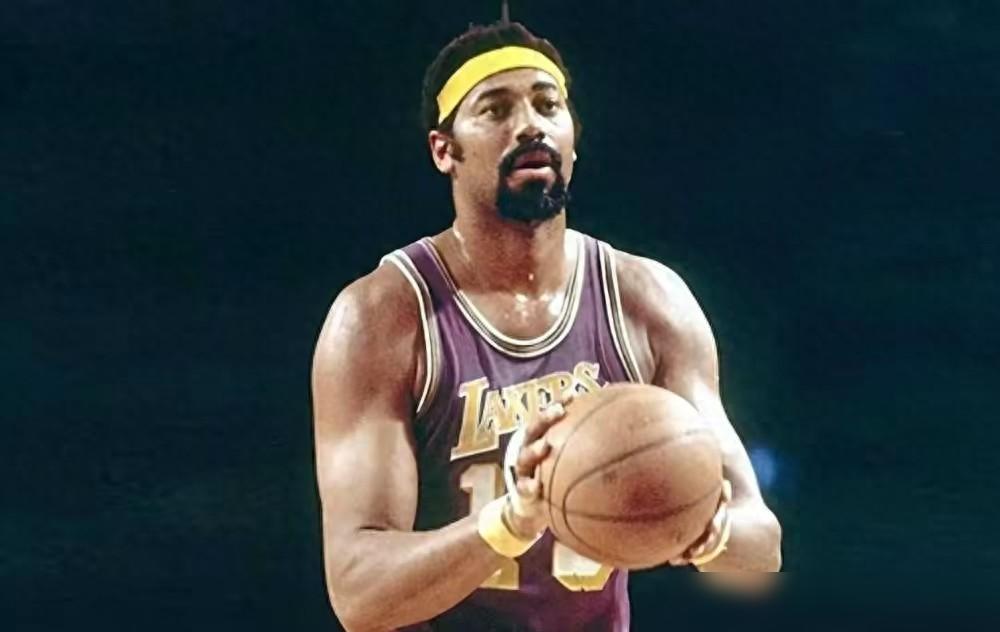NBA歷史巔峰球員榜單_nba歷史最佳中鋒排名_籃球球員巔峰期重要性