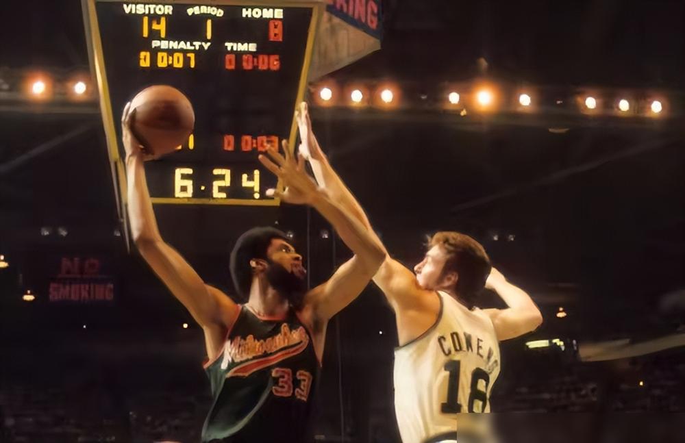 nba歷史最佳中鋒排名_NBA歷史巔峰球員榜單_籃球球員巔峰期重要性
